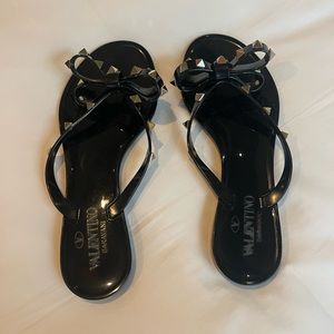 Valentino flats